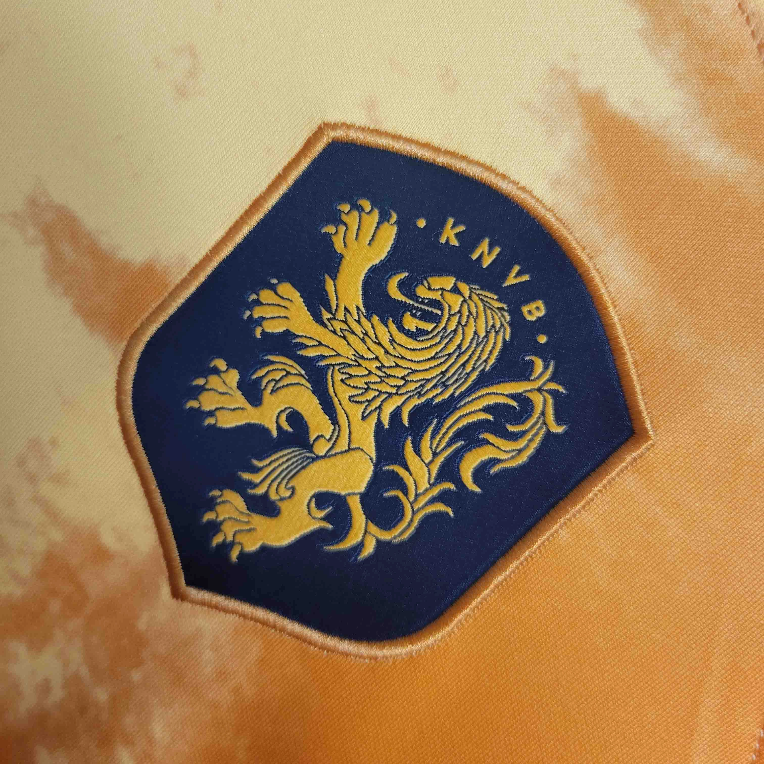 soccer fan jerseys Camisa Holanda I 22/23 - Verso - Retr