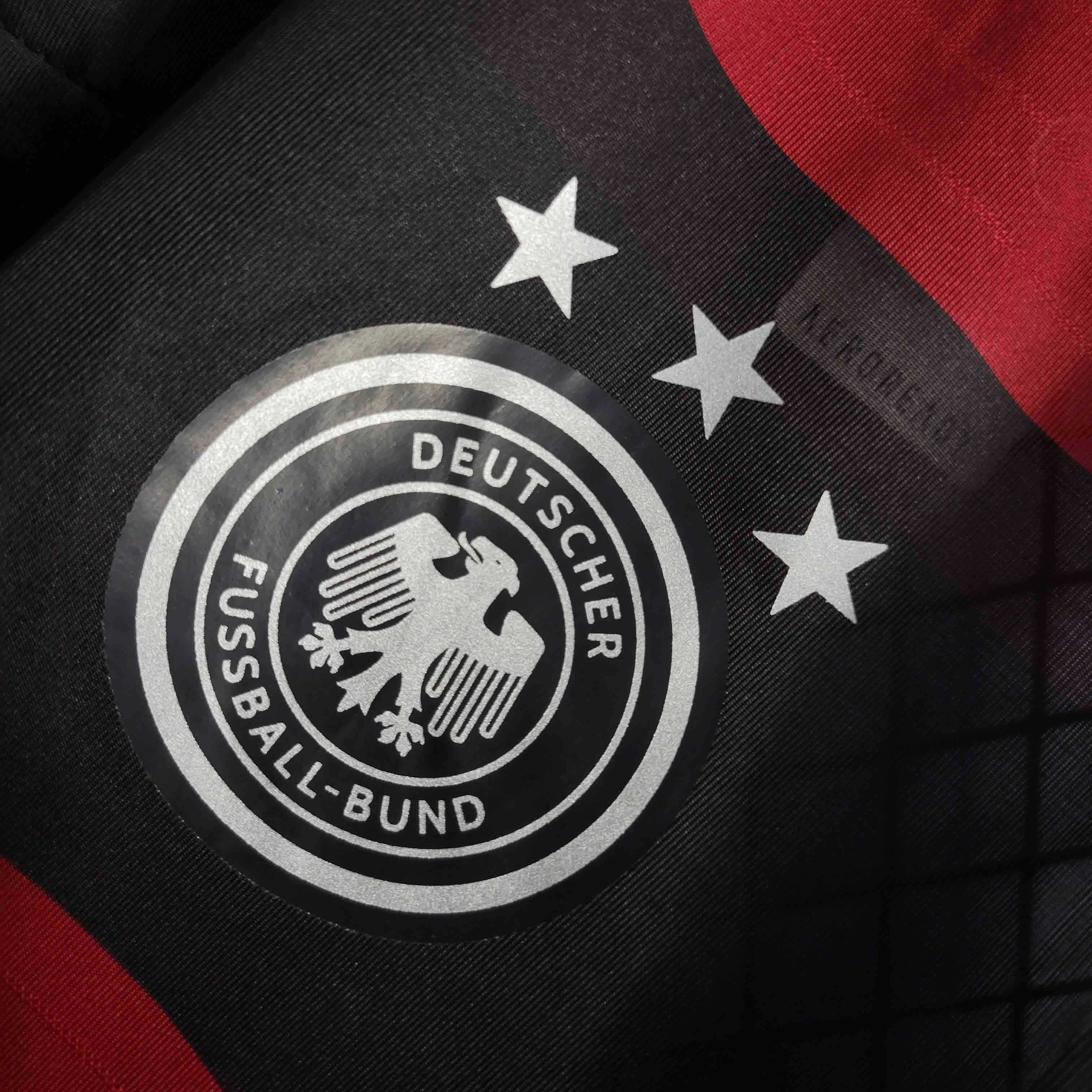 soccer fan pins Camisa Alemanha II 14/15 - Verso - Retr