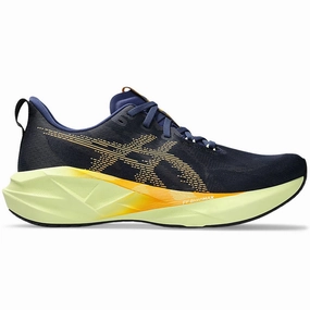 Sports Cards Men's ASICS Novablast 5 Sustainable Materials