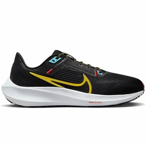 Sustainable Fashion Women's Nike Pegasus 40 Trash Bags