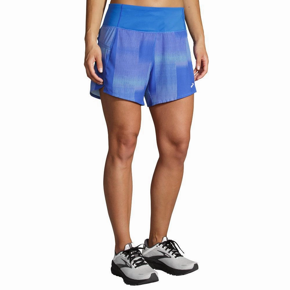 Trendy Clothing Women's Brooks Chaser 5" Short