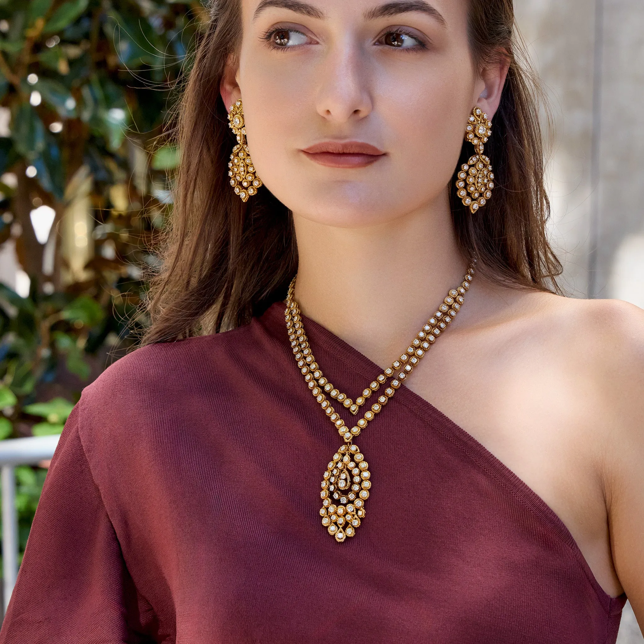 Van Cleef & Arpels Indian-inspired Convertible Diamond Necklace and Pendant Earrings