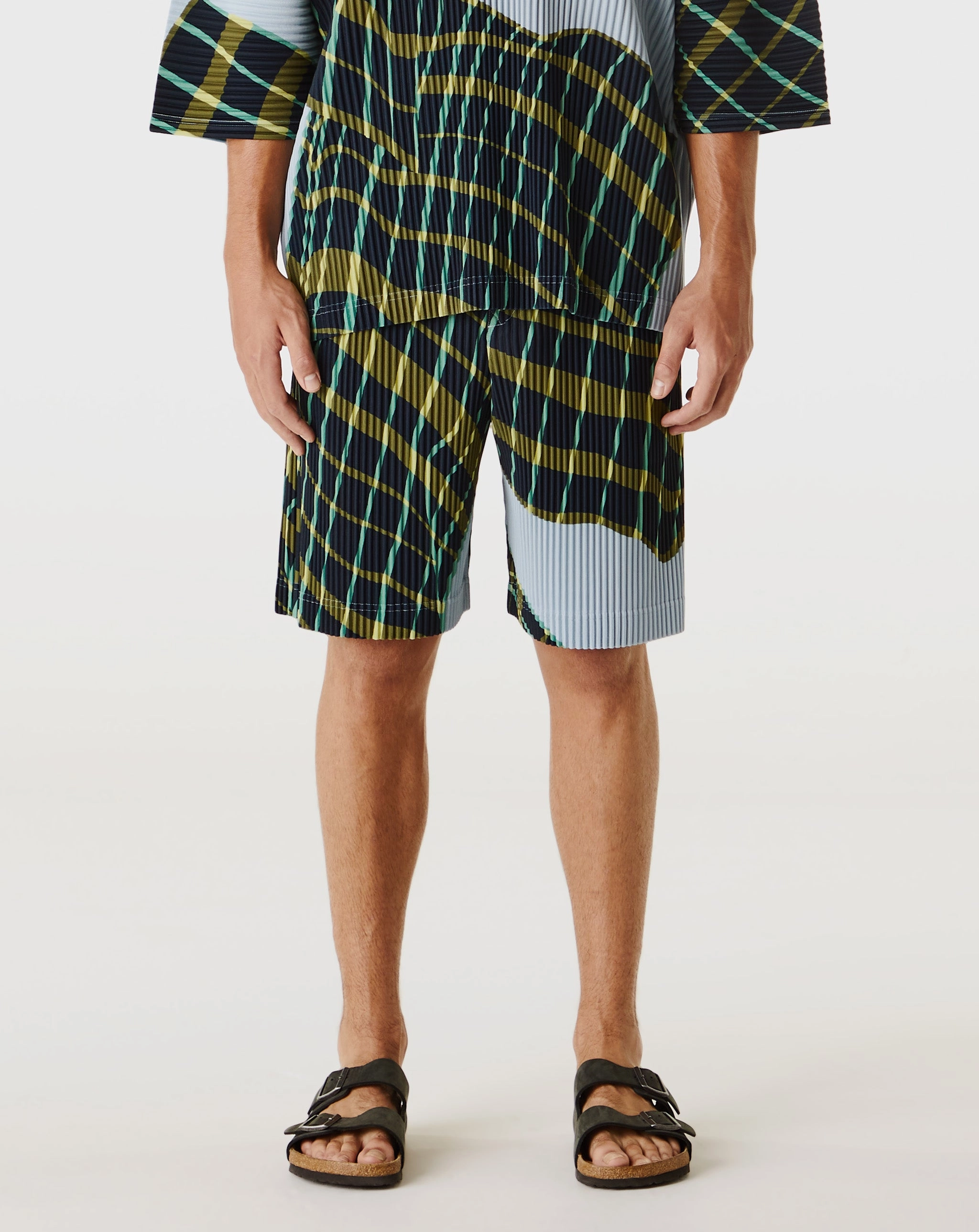 Windswept Plaid Shorts