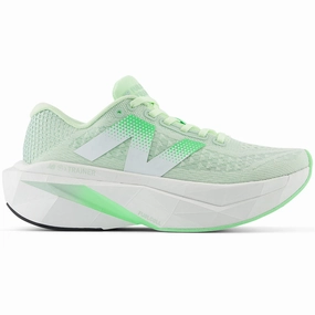 Women's New Balance FuelCell SuperComp Trainer v3 Puzzles Decor