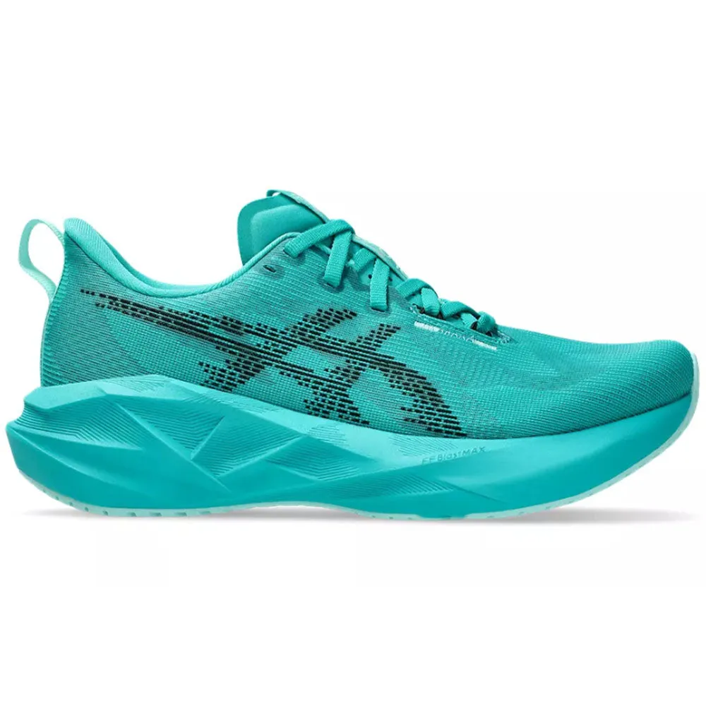 Women's ASICS Novablast 5 Boat Accessories Gift Ideas