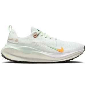 Women's Nike InfinityRN 4 Travel Guides Card Games