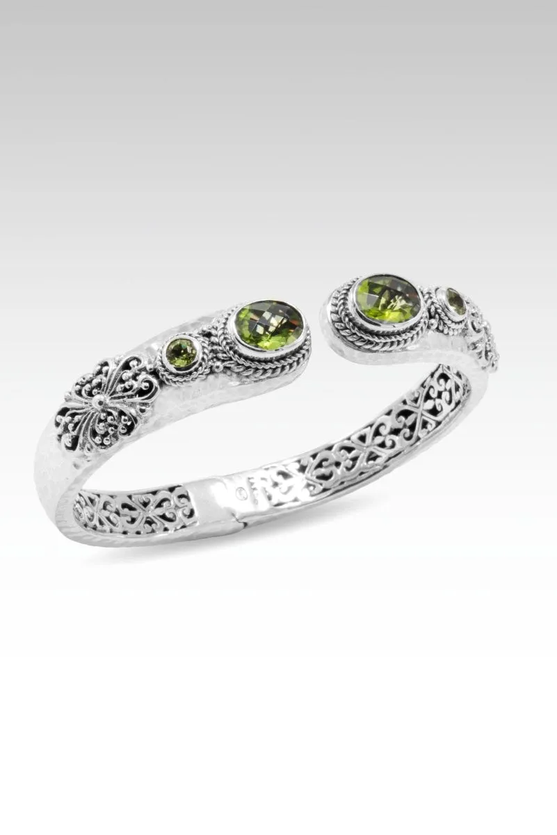 Wondrous Grace Tip-to-Tip Bracelet? in Peridot