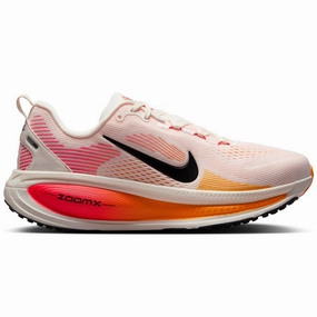 Year-Round Basics Women's Nike Vomero 18 Video Games